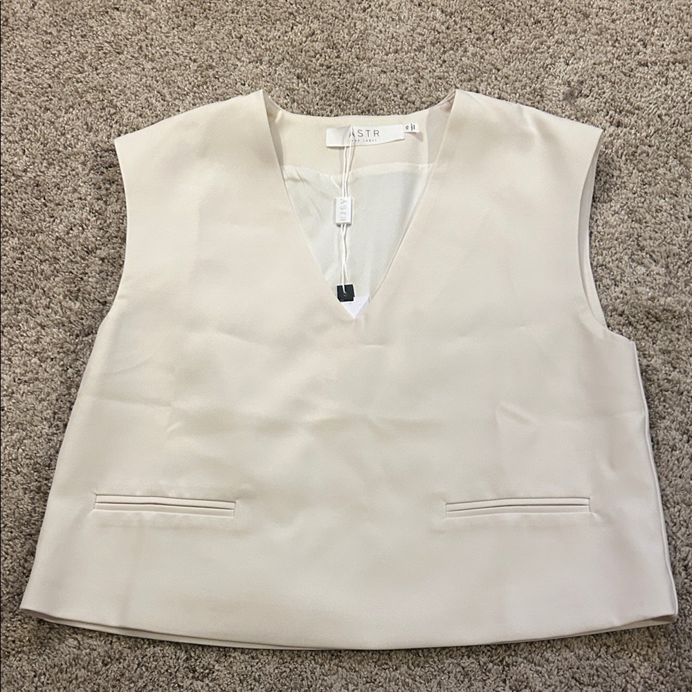NWT ASTR Cream V-Neck Blouse